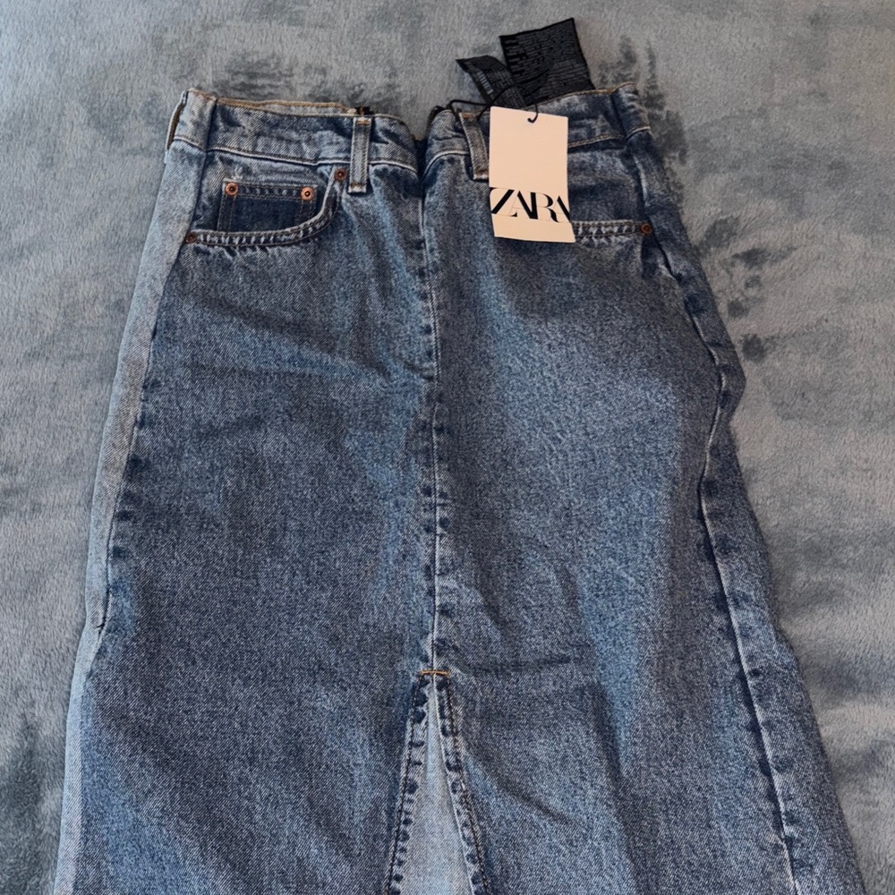 Zara Women's Denim Skirt